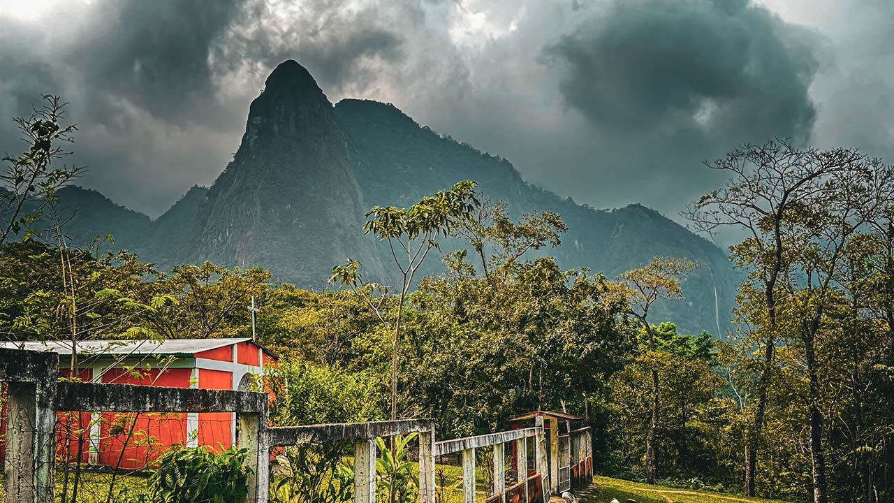 Villa de Guadalupe y Cerro de La Pava en Agua Selva